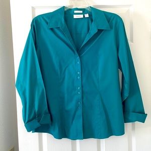 Teal Chico’s No Iron bottom down cotton blouse